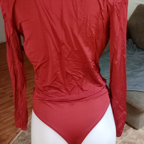 Cherry red body - Picture 2 of 4